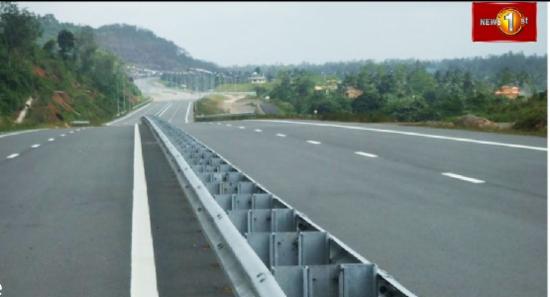 கைவிடப்பட்ட நிலையில் கார் கண்டுபிடிப்பு